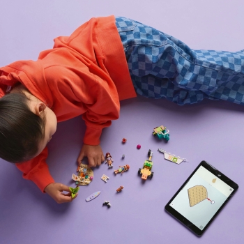 LEGO Friends 42641 Przygoda z surfującymi psami i skuterem